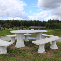 Lauku māja Ēmužas
