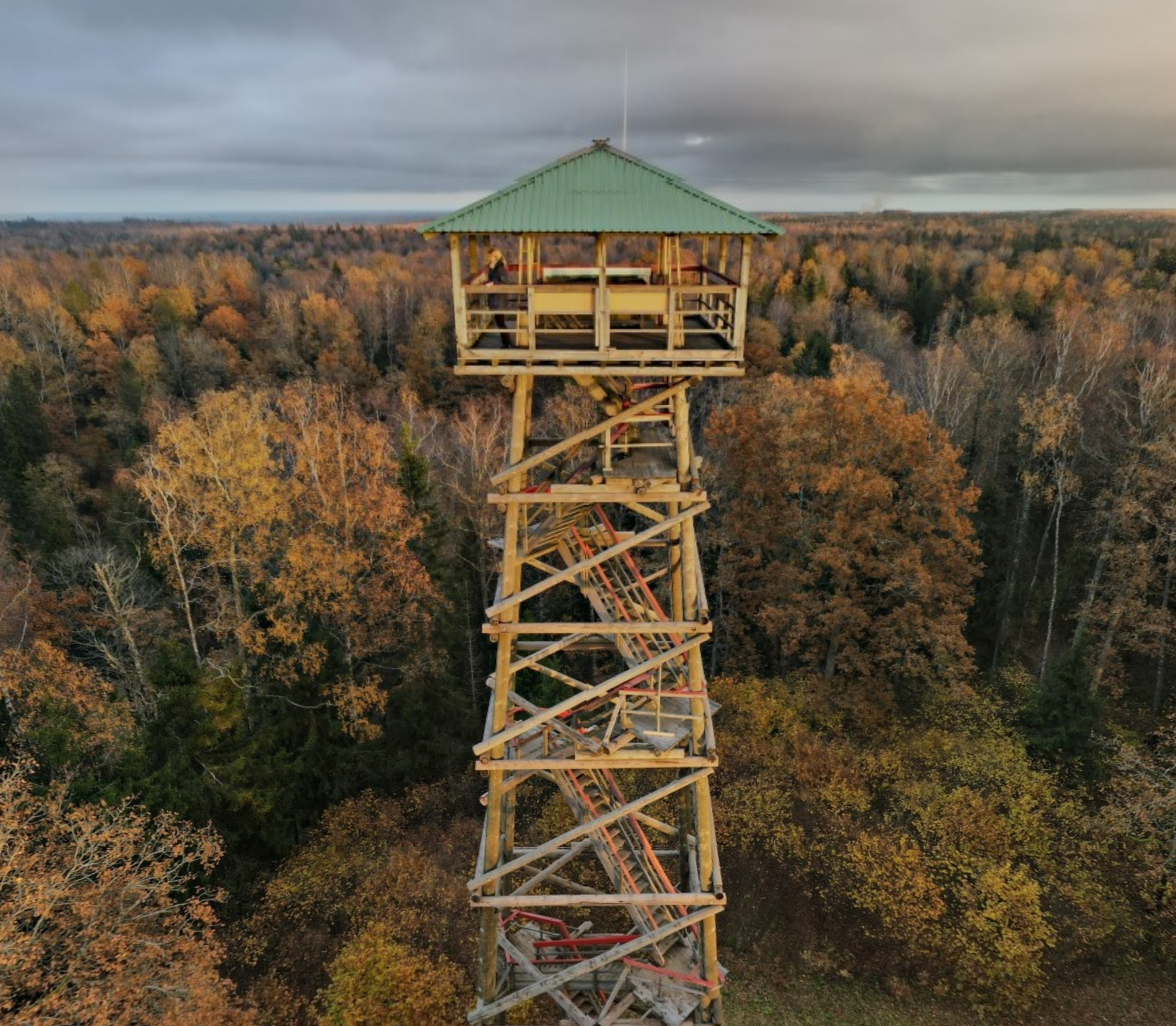 Kamparkalna skatu tornis
